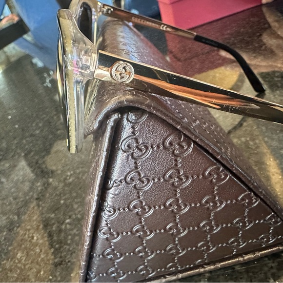 GUCCI Authentic Sunglasses GG3675/s case included - Picture 2 of 7